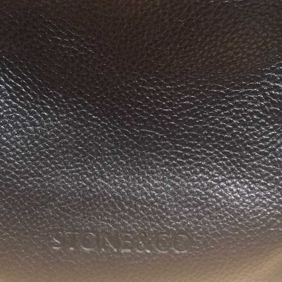STONE & CO BLACK LEATHER CROSSBODY - Picture 7 of 8
